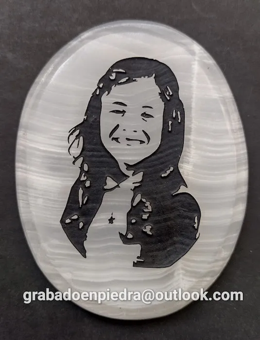 Grabado en Piedra Piezas Personalizadas